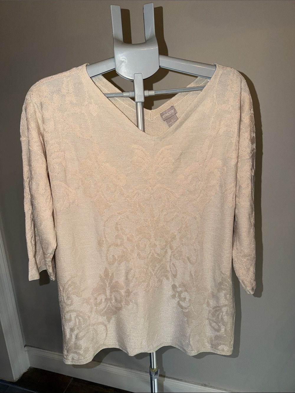 Chico's Cream Textured V-Neck Short Sleeve Top 4/XXL